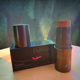 DuWop Complexion Booster Flightstick 18gr For Enliven Face