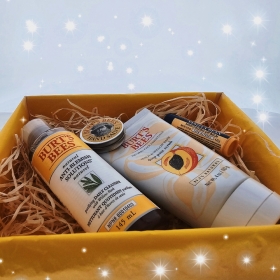 Burt's Bees Beauty Pamper Gift Set