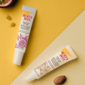 Burt's Bees BUNDLE 2 PCS- Hydrating Lip Oil- Sweet Almond And Passion Fruit Oil